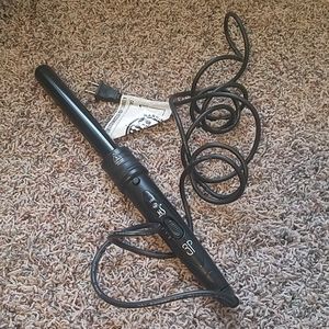 Herstyler curling iron